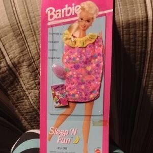 Barbie Sleep 'N Fun Nightgown Set with Pink and Yellow